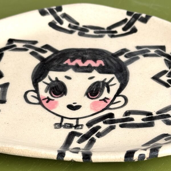 Chain Girl Plate - Image 3